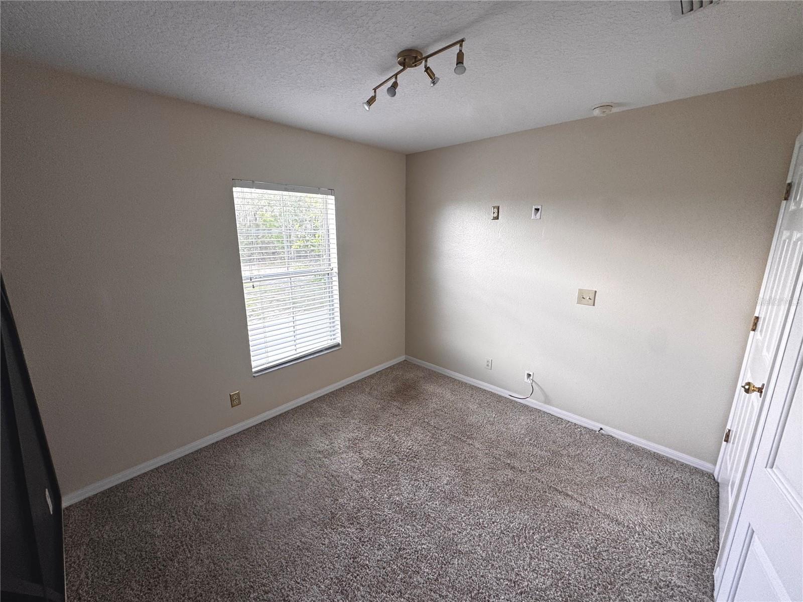 KINGS MILL PH II - Residential Lease