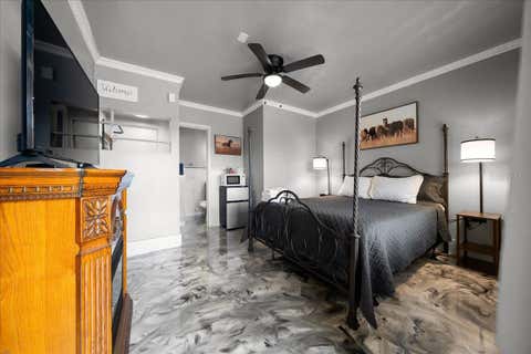 Tiny photo for 215 S Pine Avenue, Ocala, FL 34471 (MLS # OM726067)