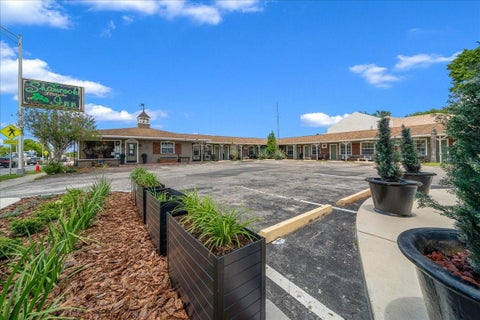 Photo of 215 S Pine Avenue, Ocala, FL 34471 (MLS # OM726067)