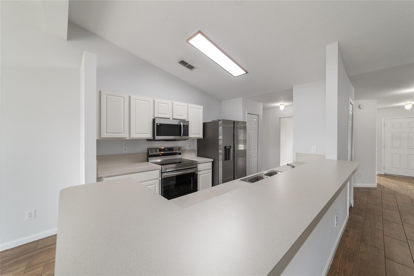 MARION OAKS - Residential