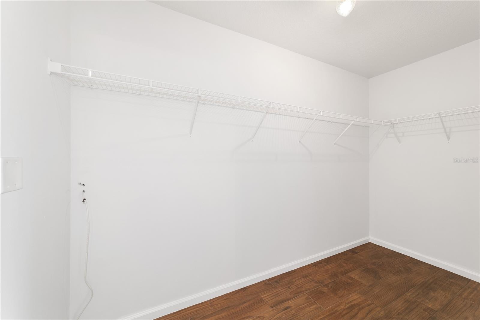 MARION OAKS - Residential