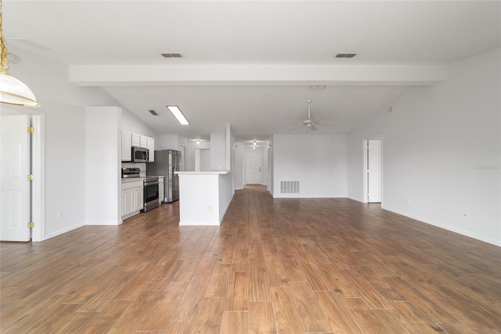 MARION OAKS - Residential