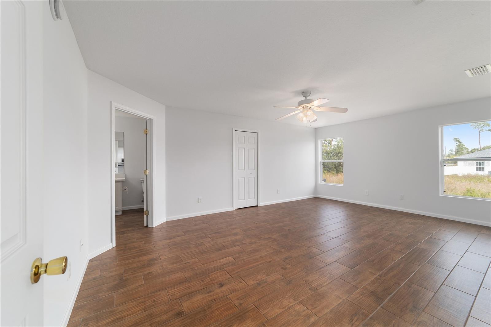 MARION OAKS - Residential