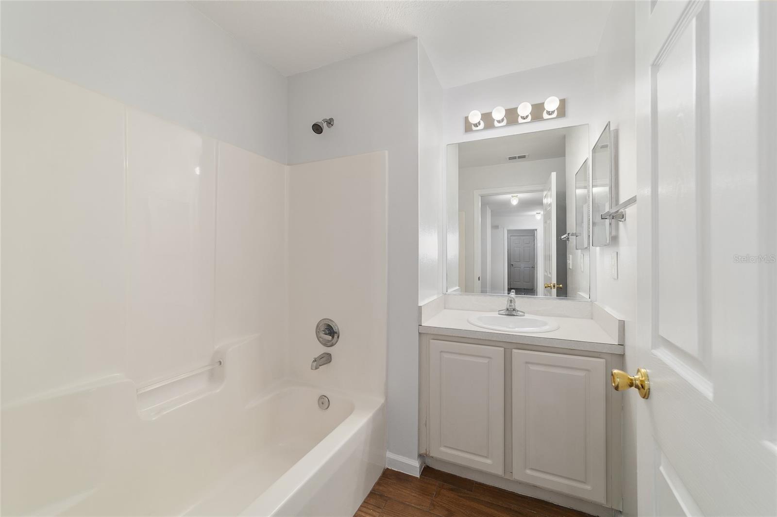 MARION OAKS - Residential