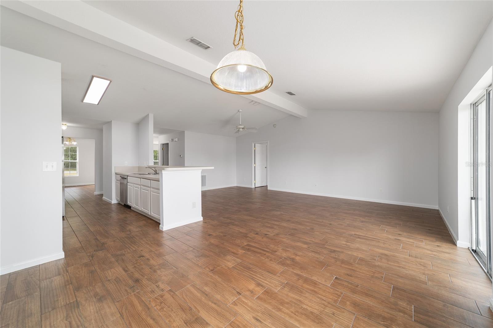 MARION OAKS - Residential