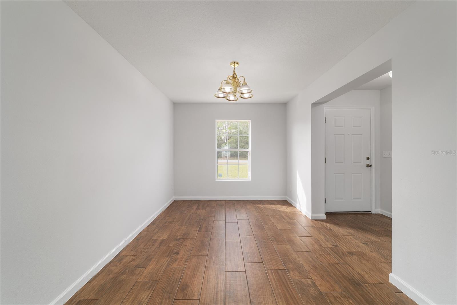 MARION OAKS - Residential