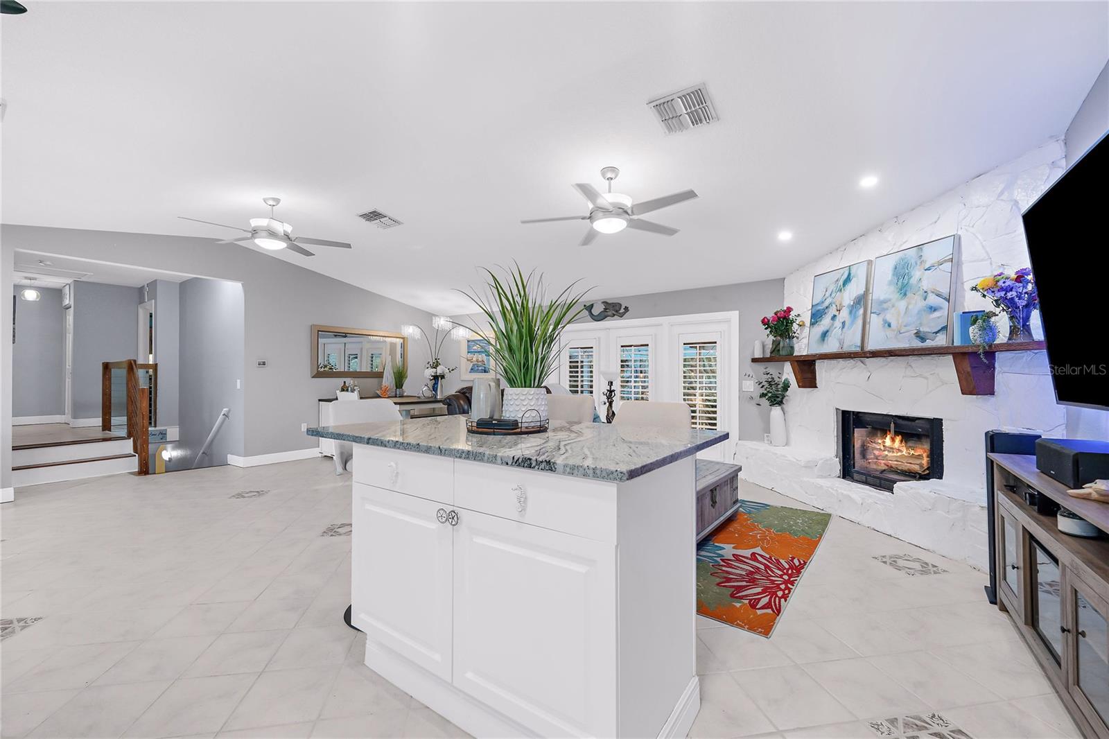 OZONA SHORES 1ST ADD - Residential