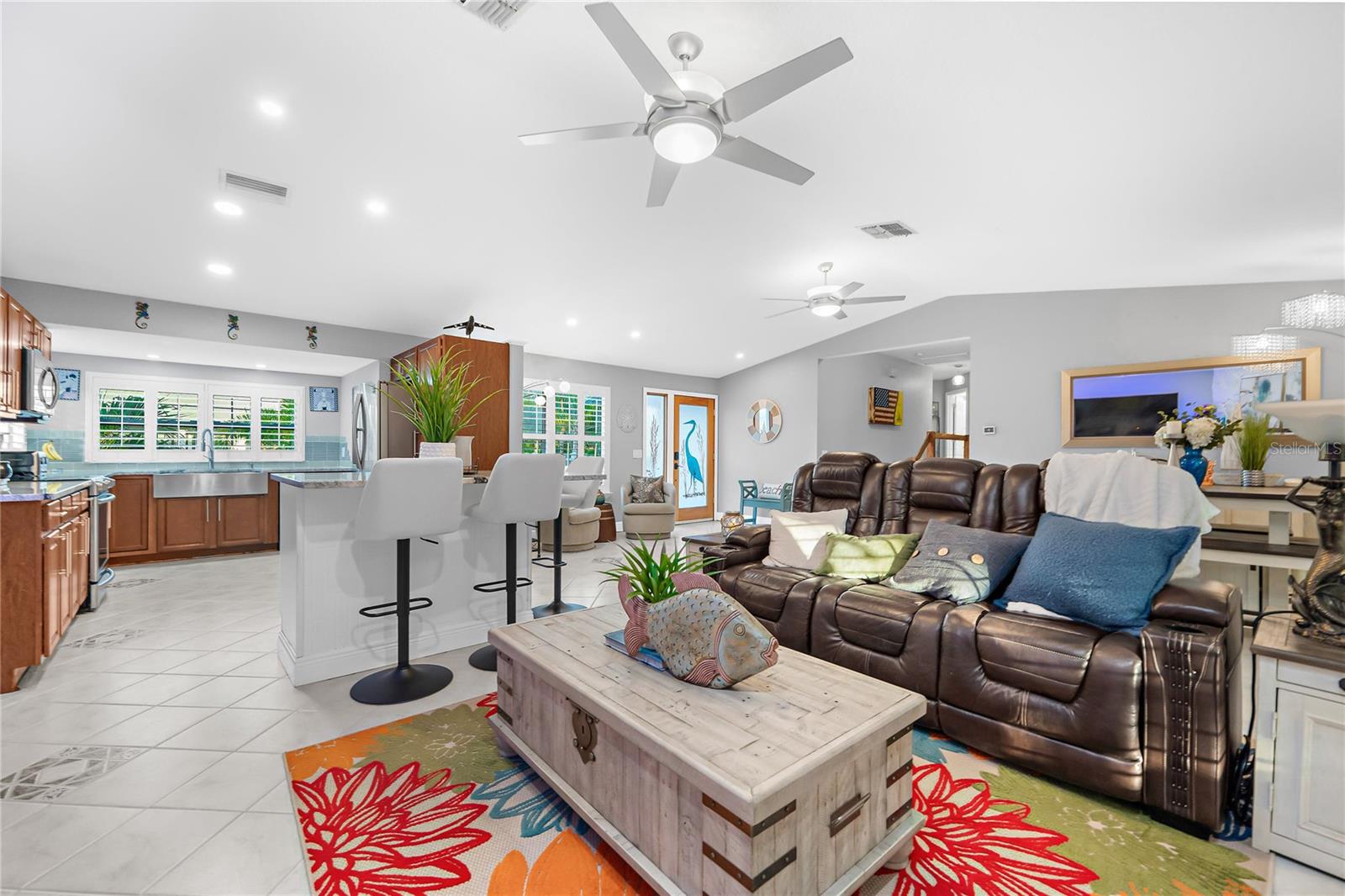OZONA SHORES 1ST ADD - Residential