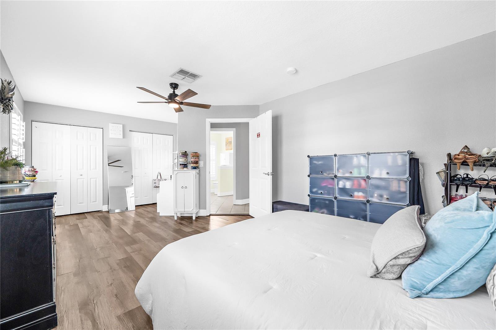 OZONA SHORES 1ST ADD - Residential