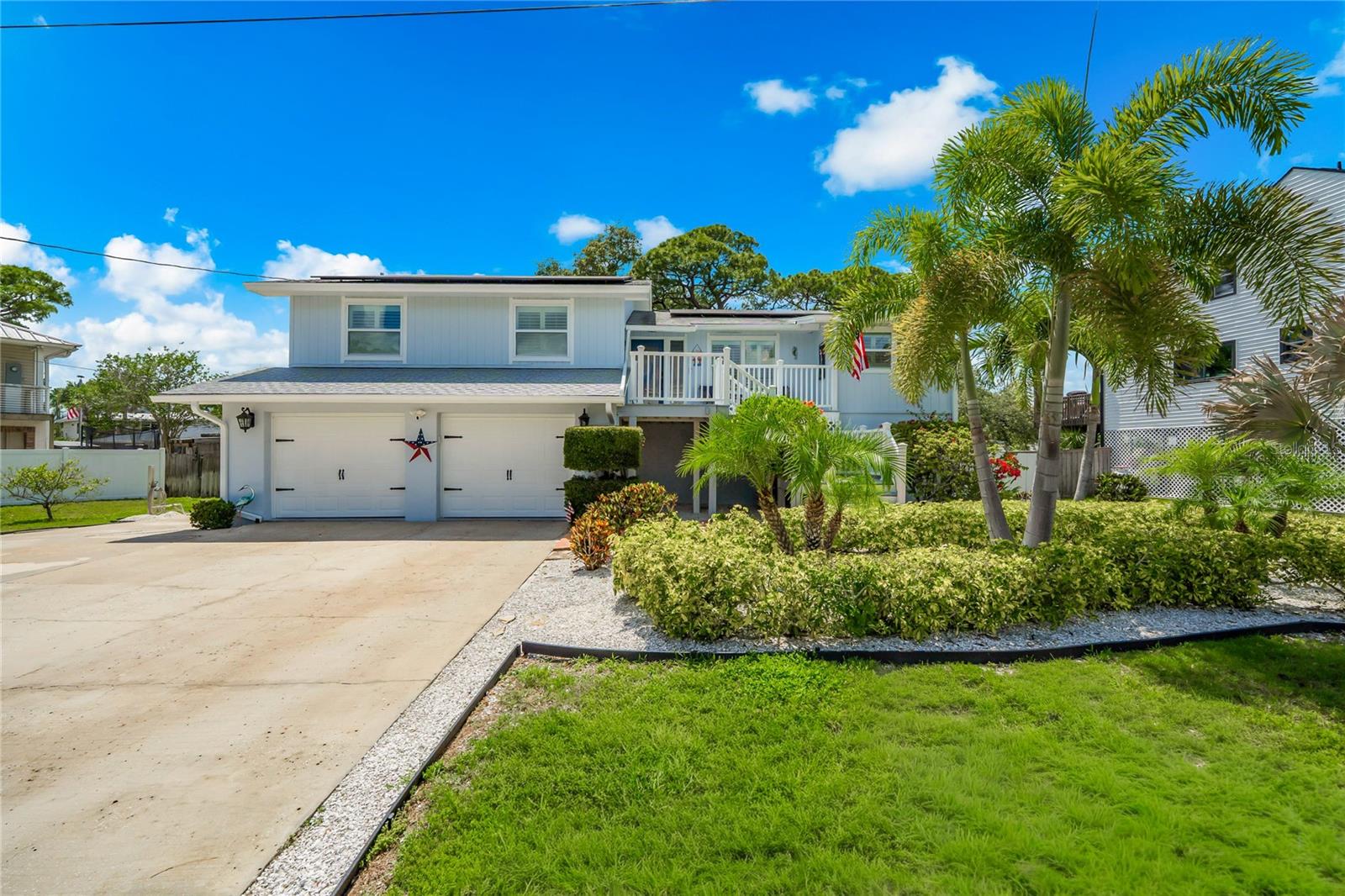 201 LAGOON DRIVE