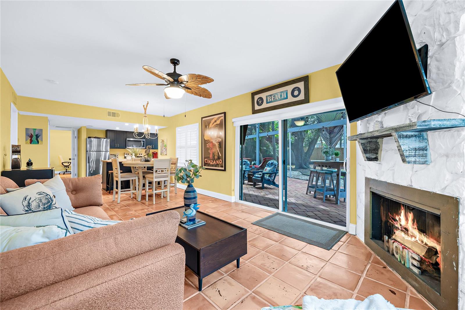 OZONA SHORES 1ST ADD - Residential