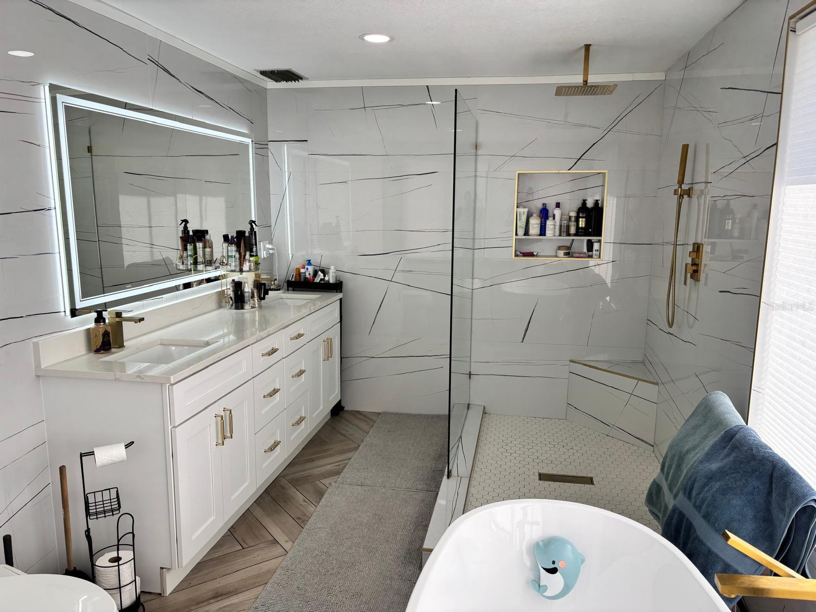 TOHOP ESTATES - Residential