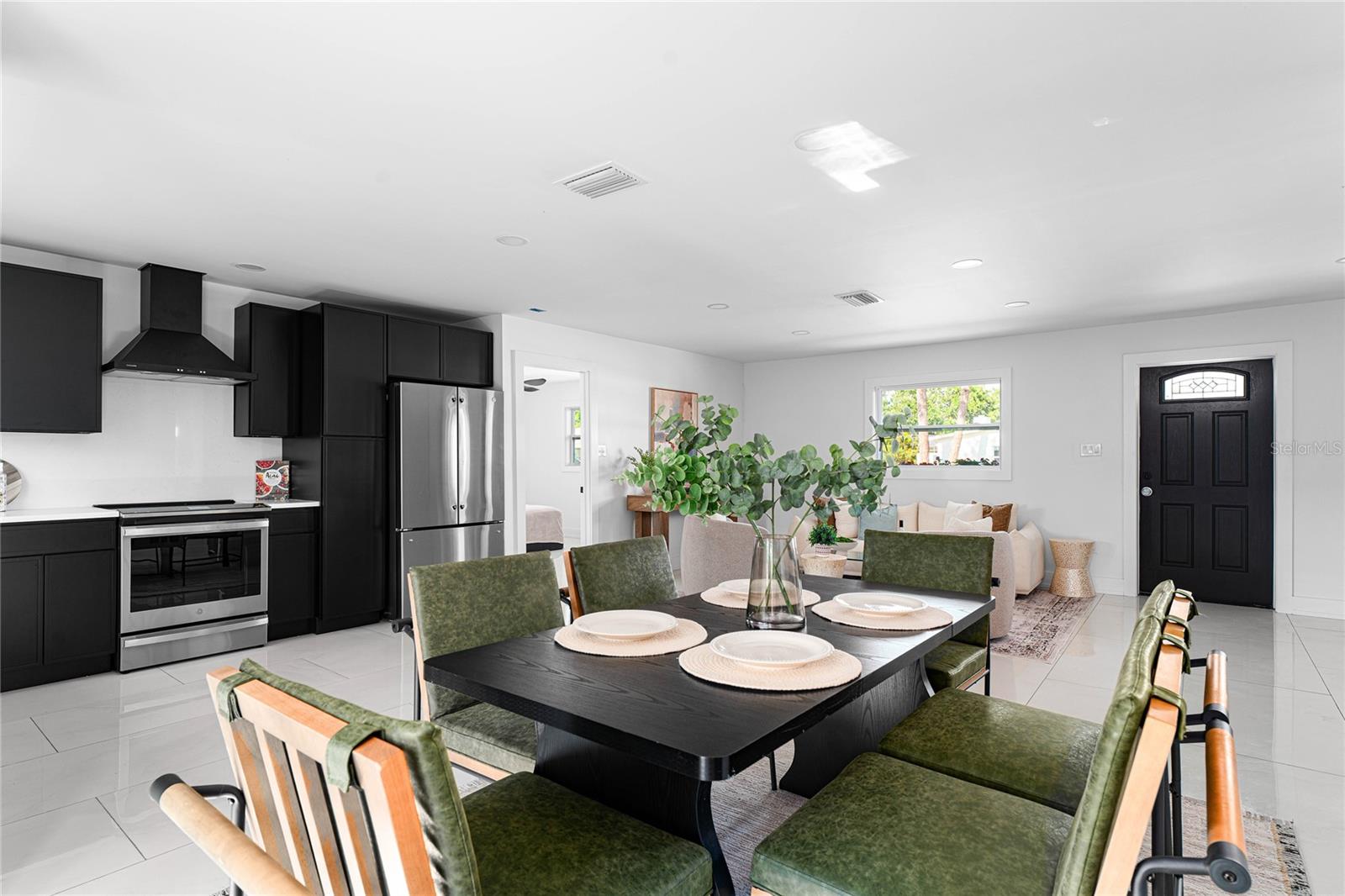 MARGARET ANNE SUB REVI - Residential