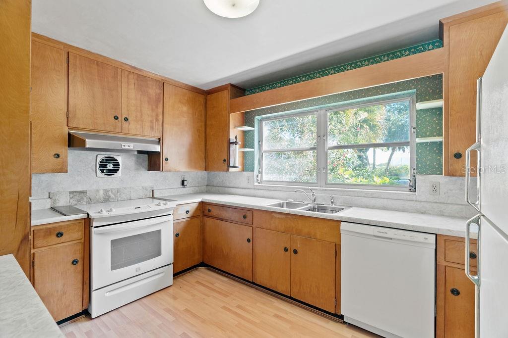 INDIAN ROCKS BEACH - Residential