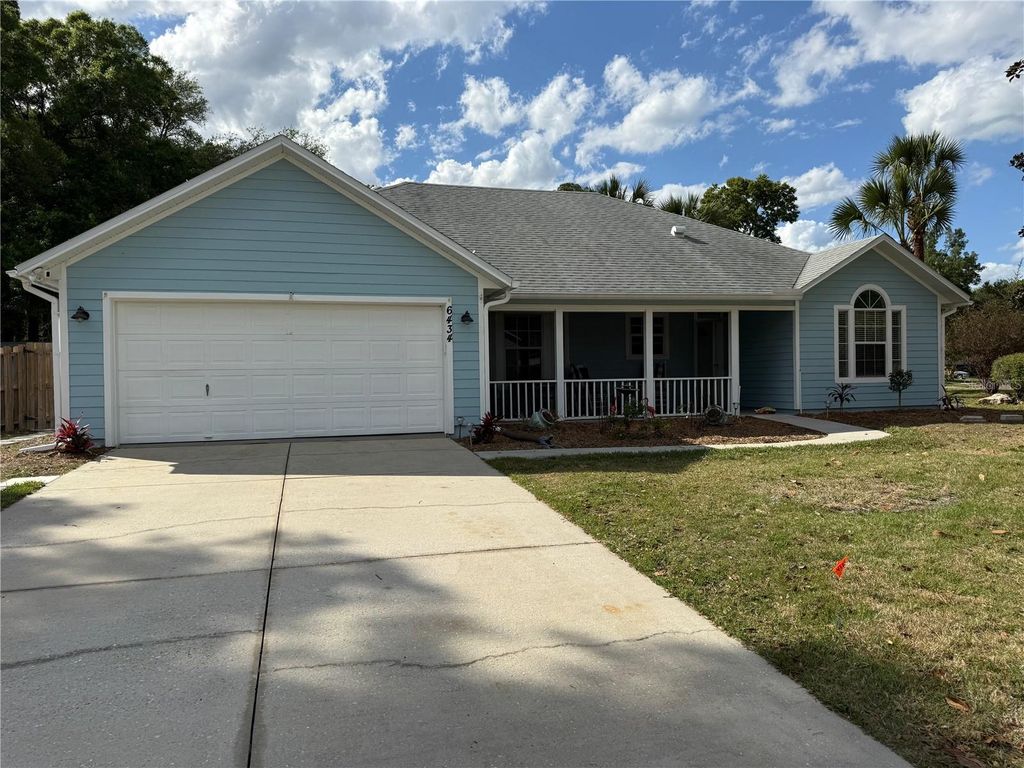 Photo of 6434 SW 84th Terrace, Gainesville, FL 32608 (MLS # GC539142)