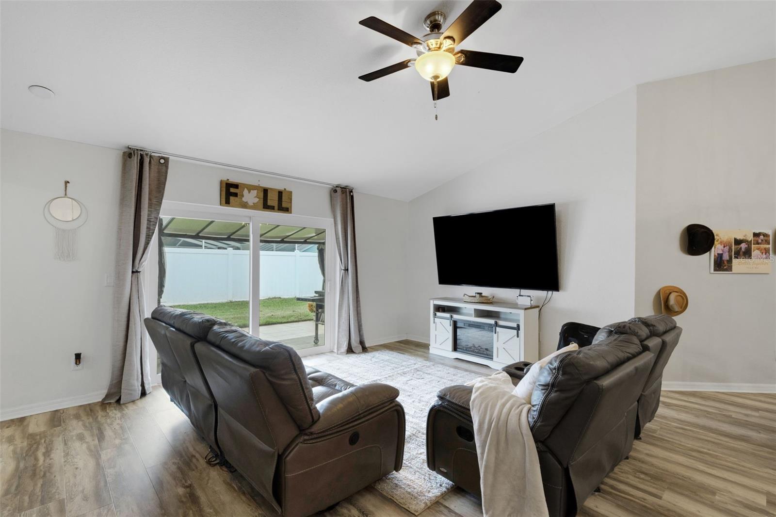 COUNTRYWAY PRCL B TR 4 - Residential