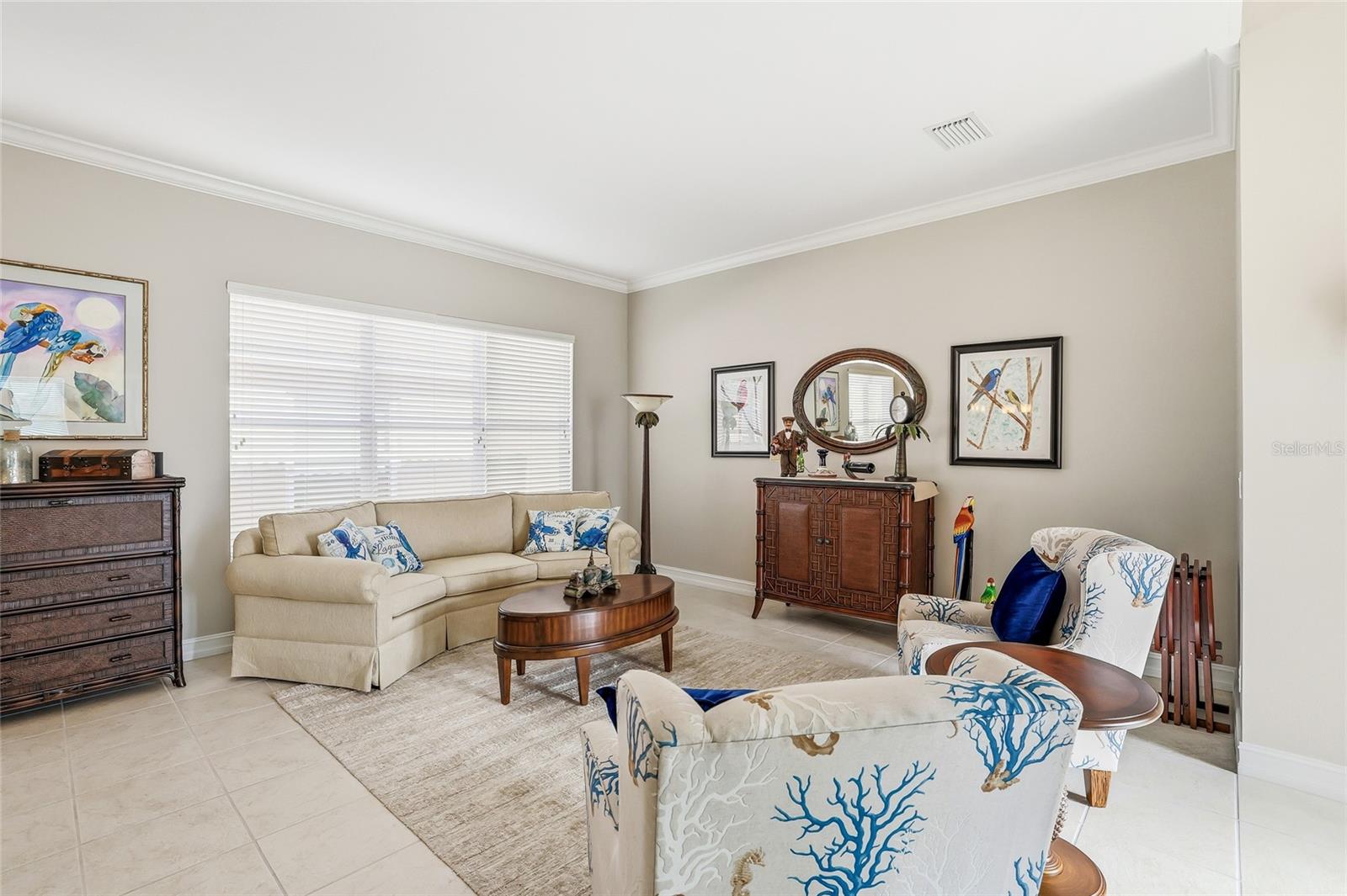 VALENCIA LAKES PH 02 - Residential