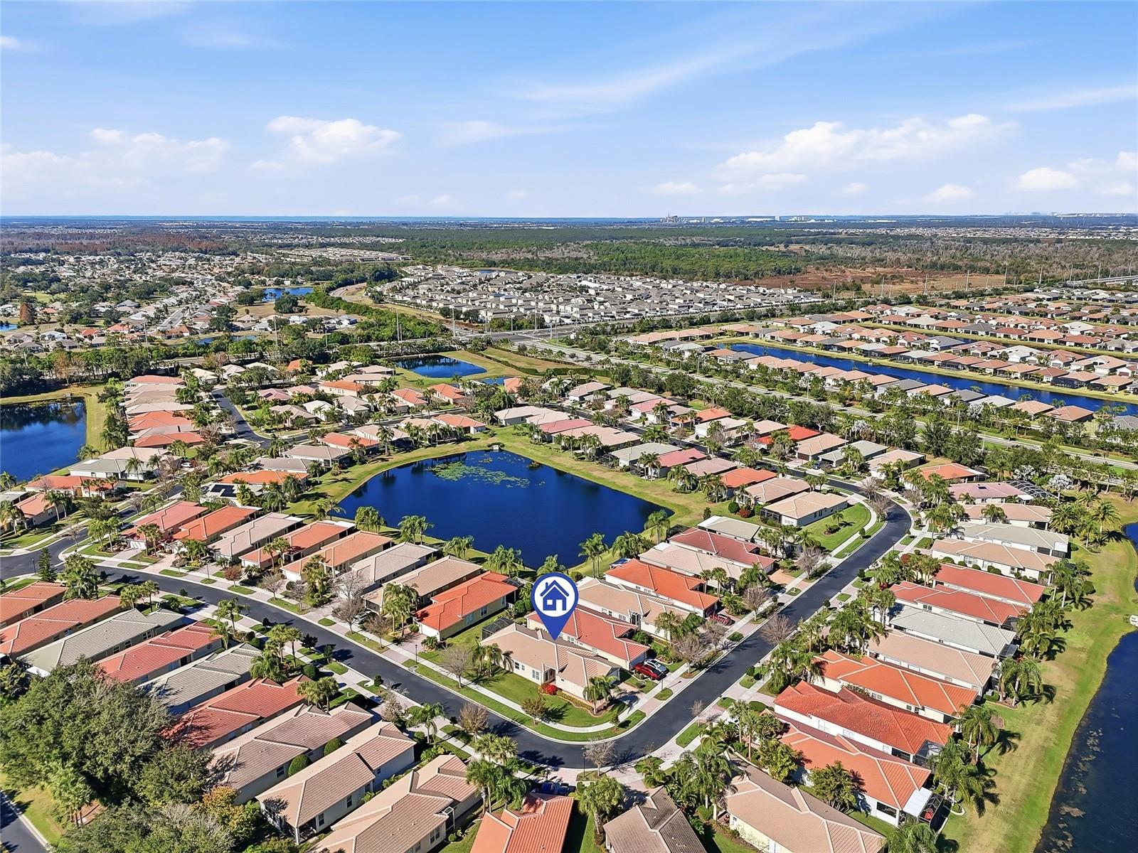 VALENCIA LAKES PH 02 - Residential