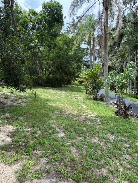 APSHAWA GROVES - Residential