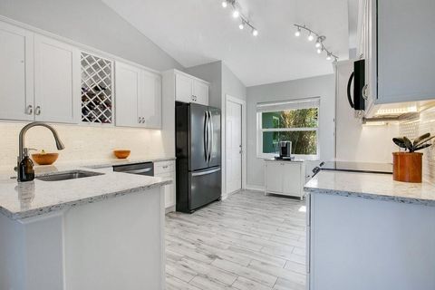 Tiny photo for 17927 E Apshawa Road, Minneola, FL 34715 (MLS # O6320923)