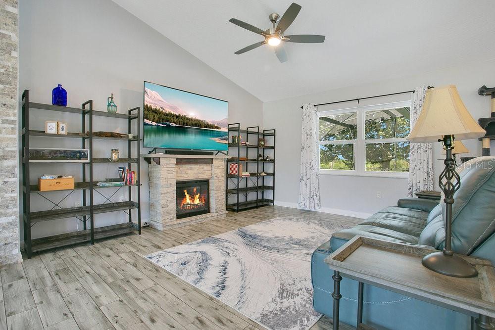 APSHAWA GROVES - Residential