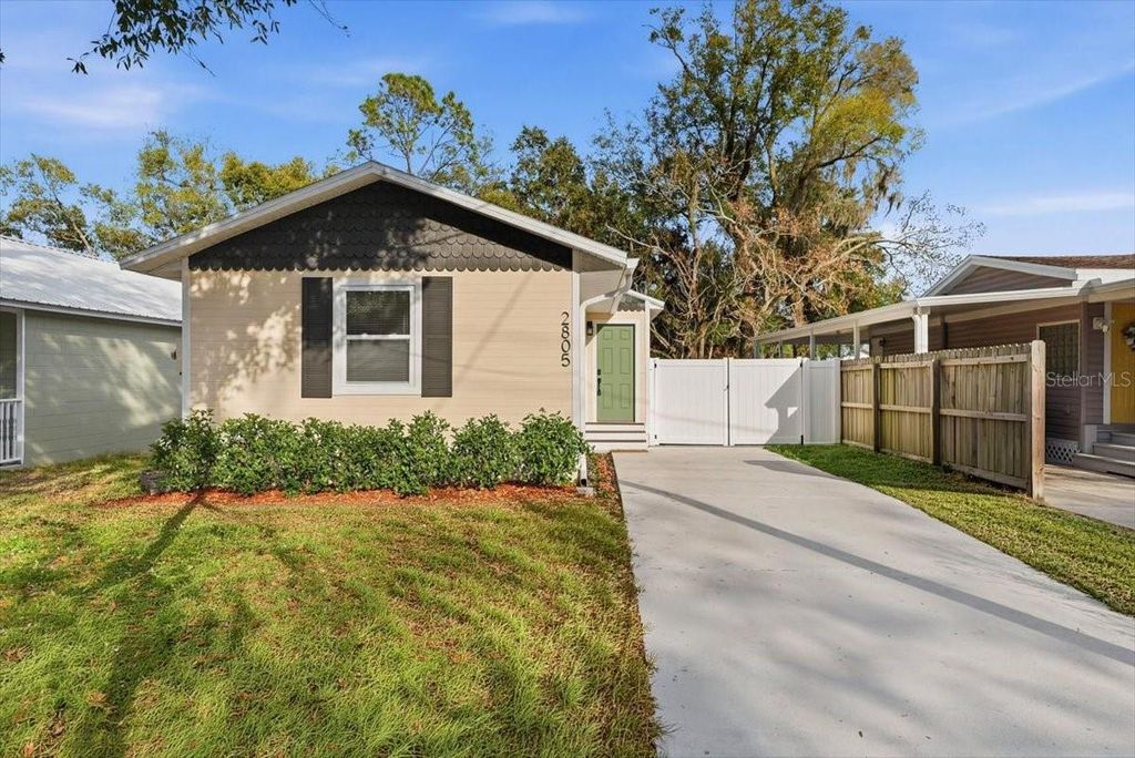 Photo of 2805 Mayer Street, Orlando, FL 32806 (MLS # O6386327)