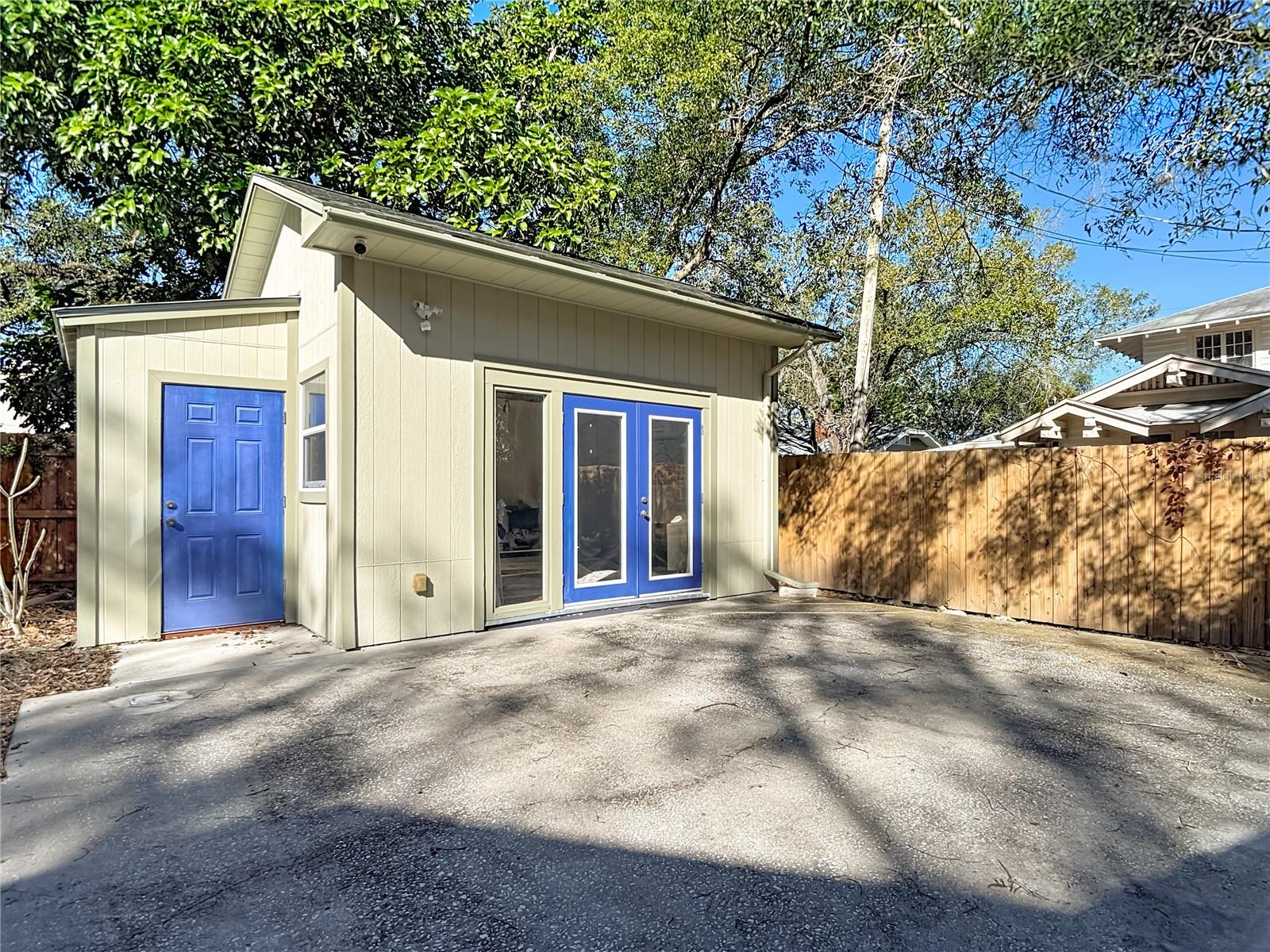 EVELYN CITY - Residential