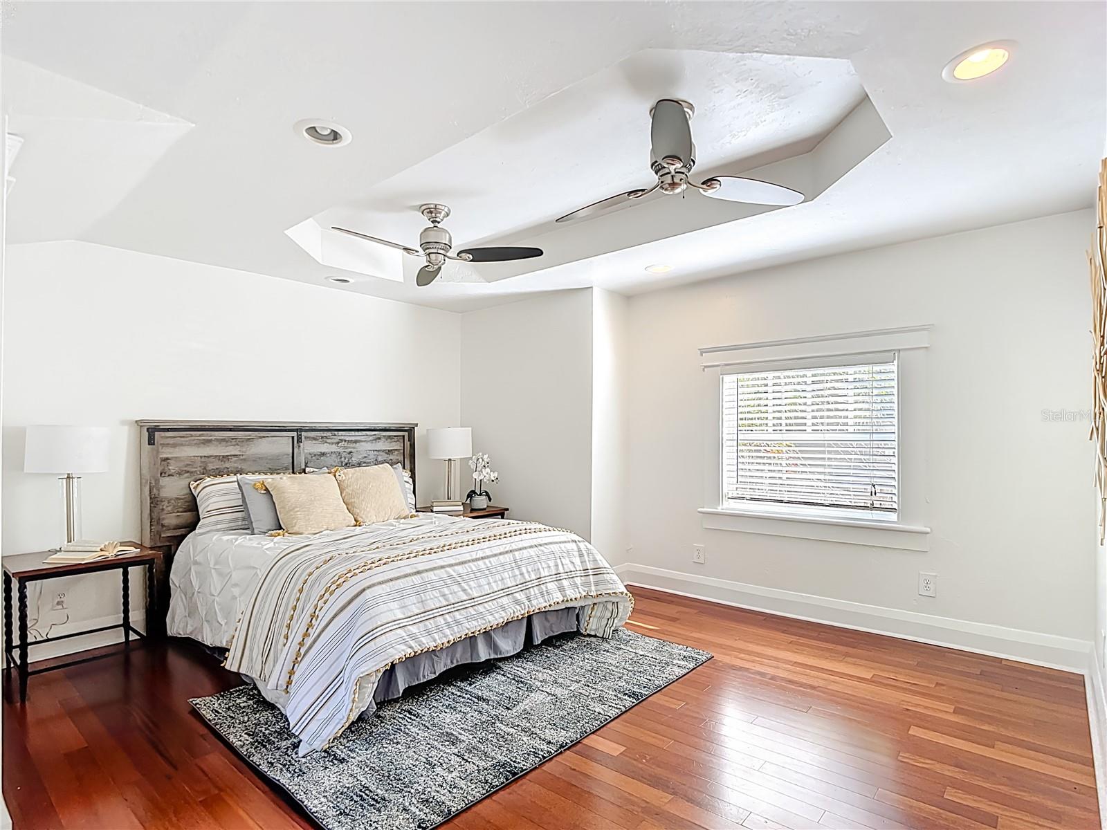 EVELYN CITY - Residential