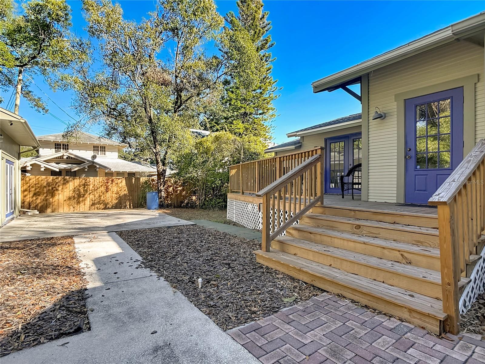 EVELYN CITY - Residential