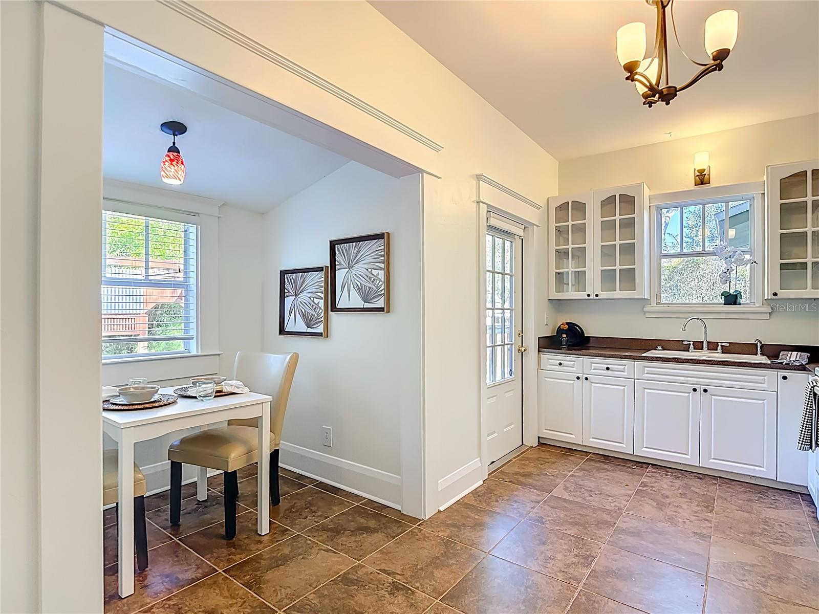 EVELYN CITY - Residential