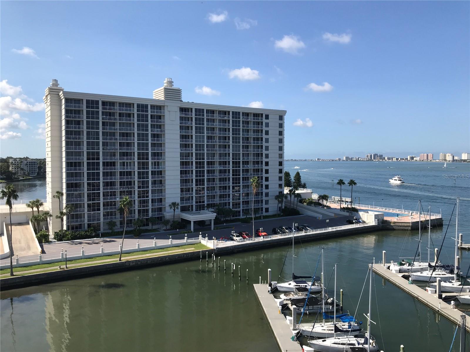 2 Beds and 2 baths, FL 33756