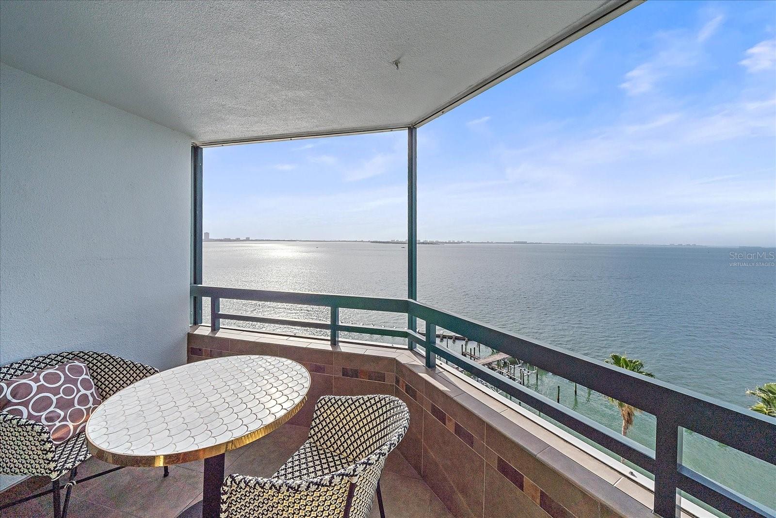 CONDO ON THE BAY TOWER I - Residential