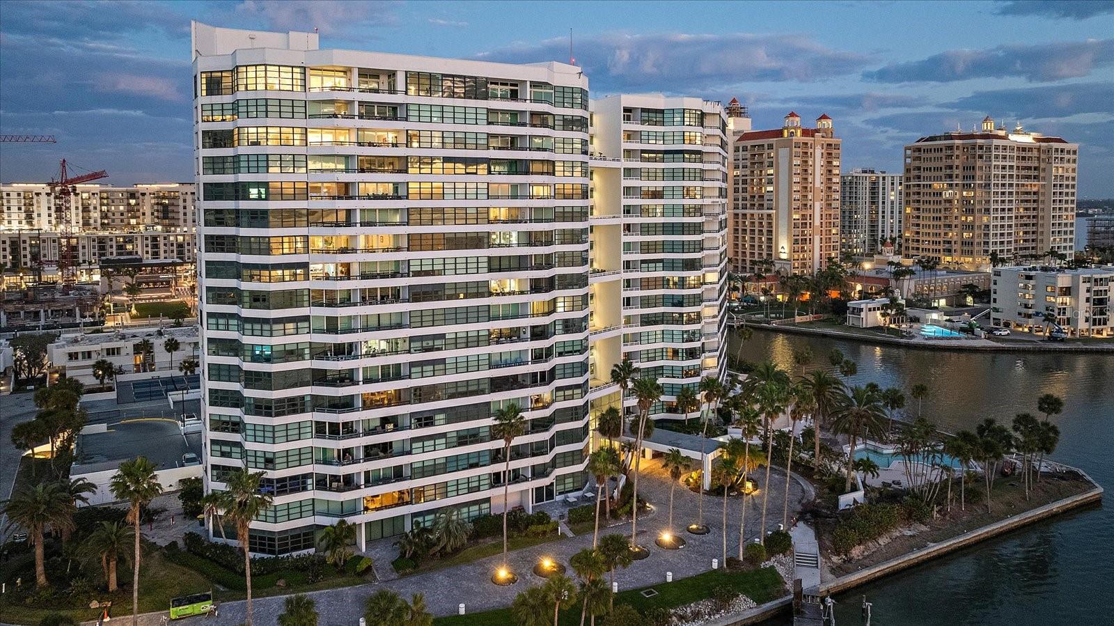 CONDO ON THE BAY TOWER I - Residential