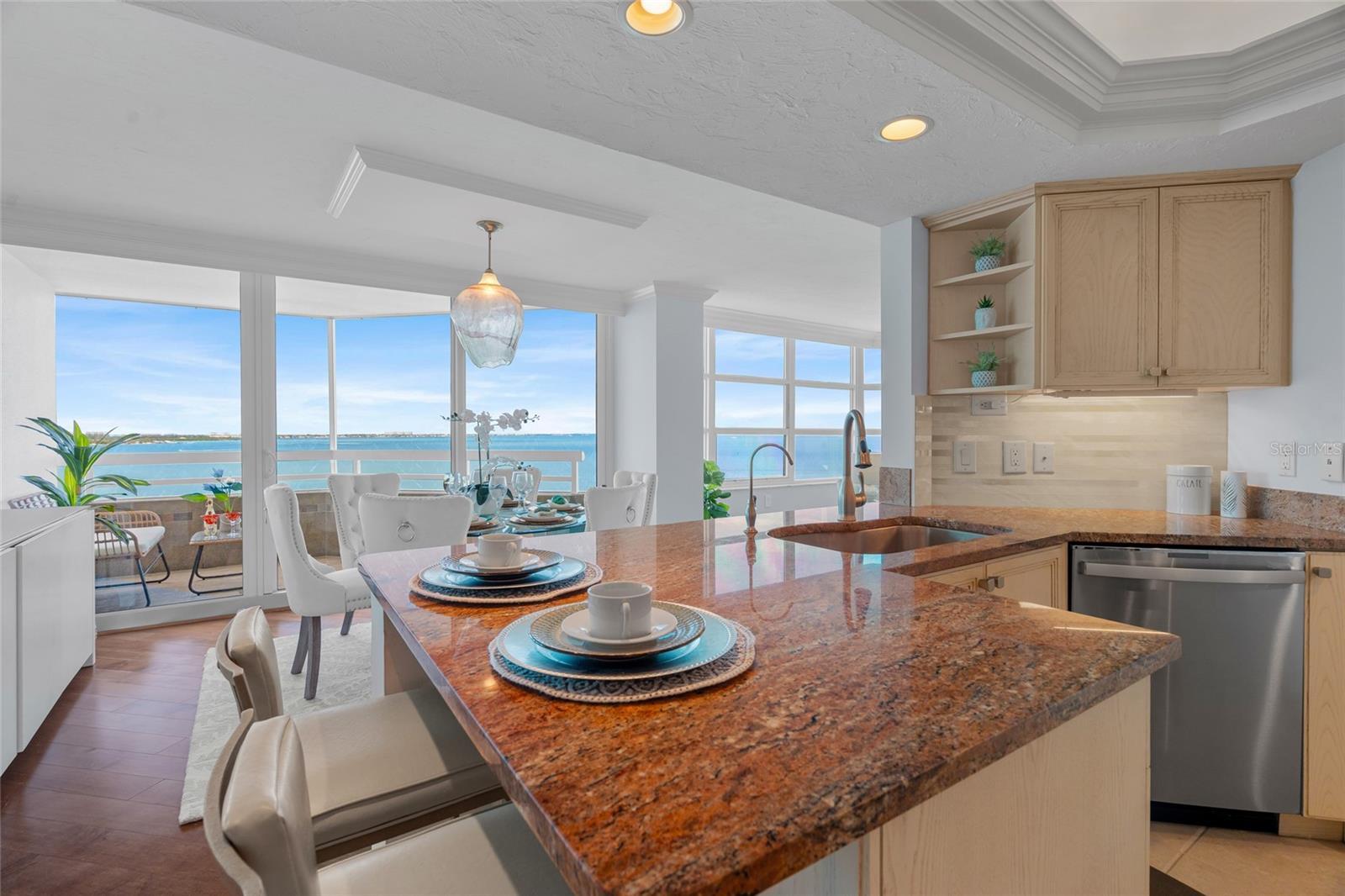 CONDO ON THE BAY TOWER I - Residential