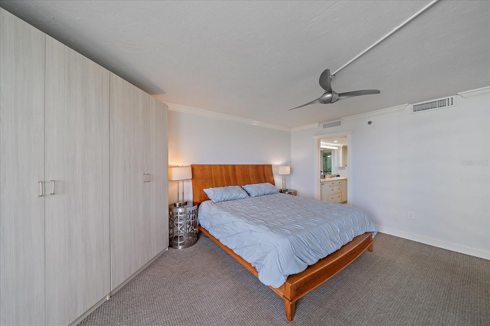 CONDO ON THE BAY TOWER I - Residential