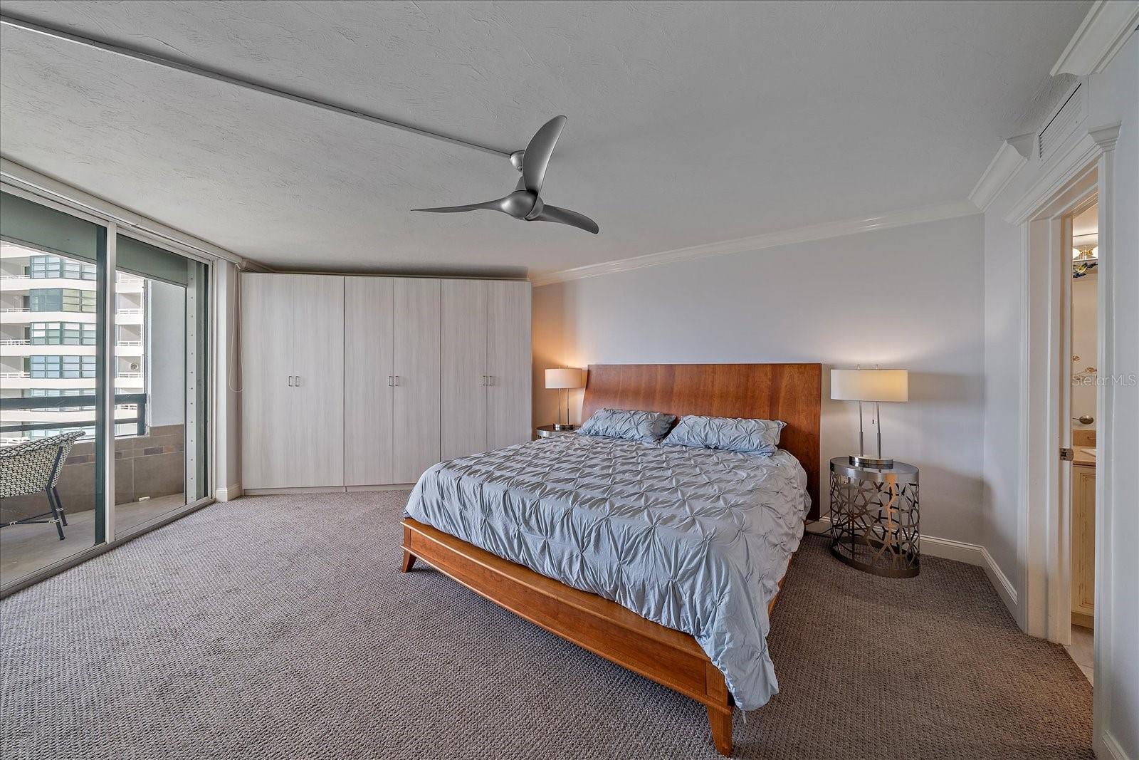 CONDO ON THE BAY TOWER I - Residential