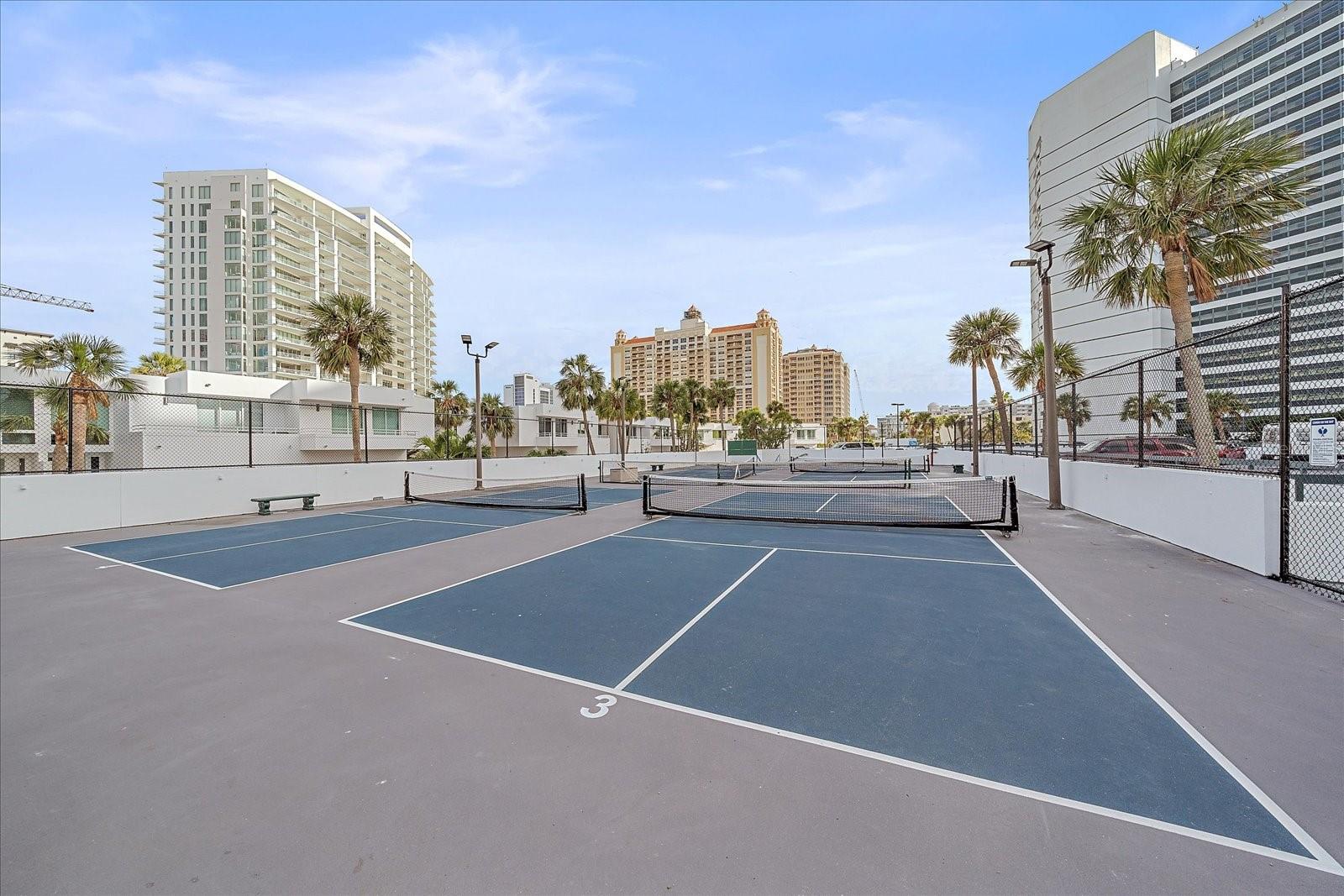 CONDO ON THE BAY TOWER I - Residential