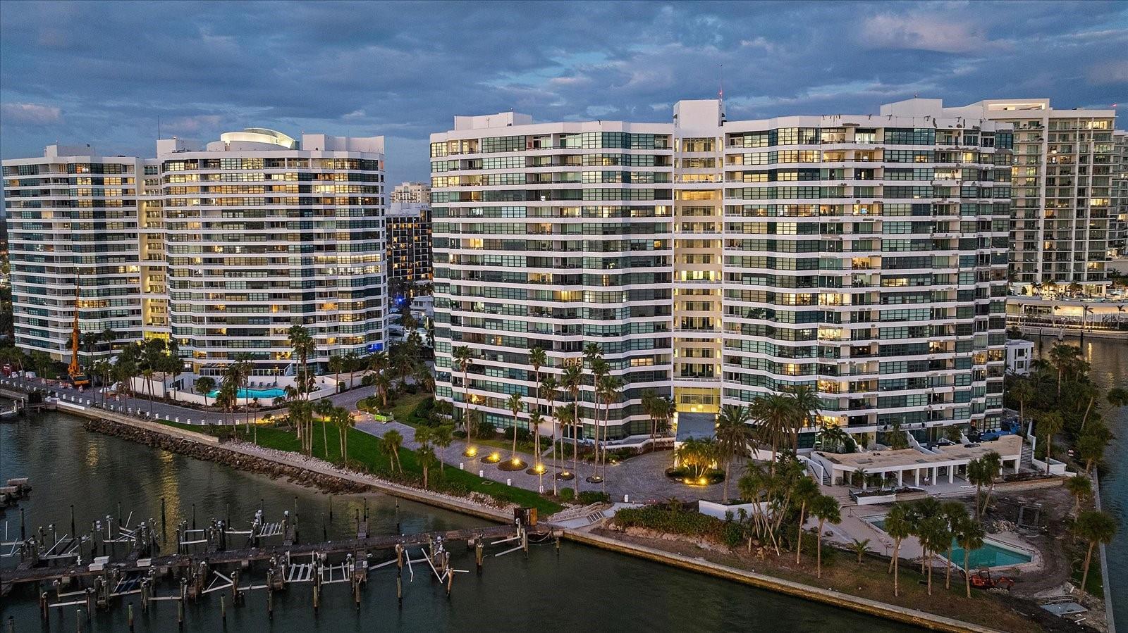 CONDO ON THE BAY TOWER I - Residential