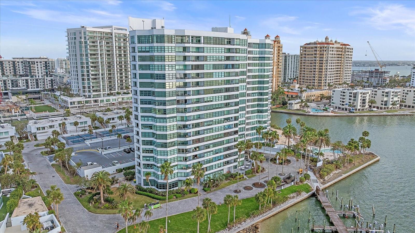 CONDO ON THE BAY TOWER I - Residential