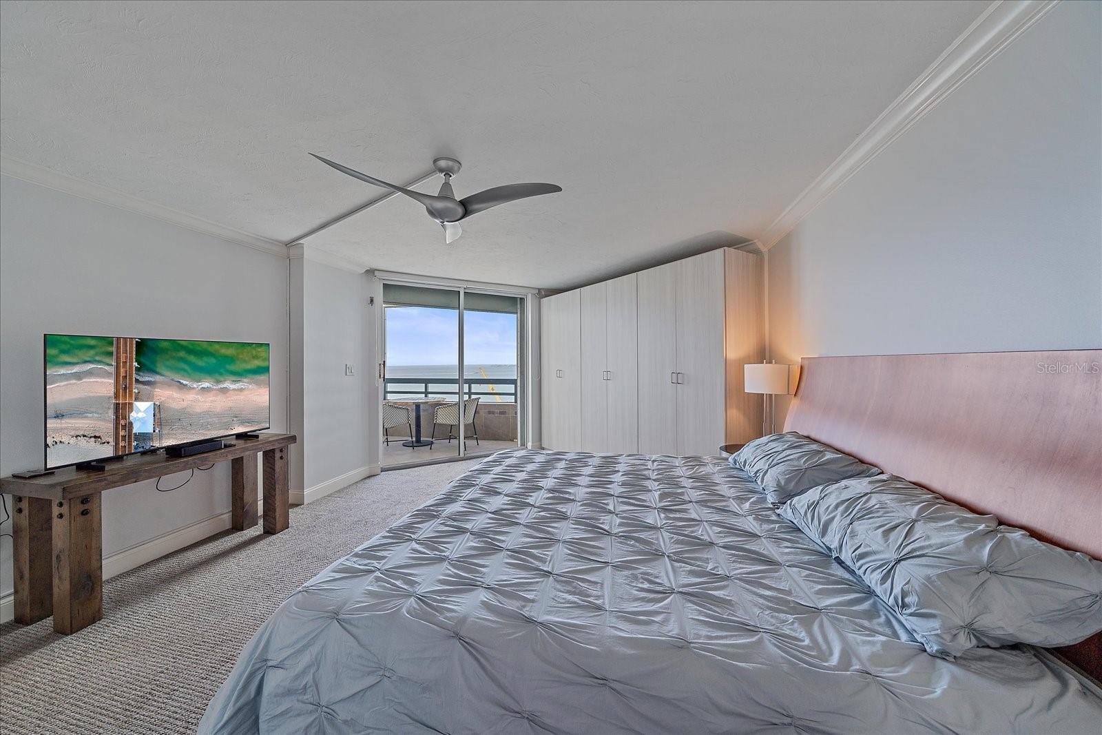 CONDO ON THE BAY TOWER I - Residential