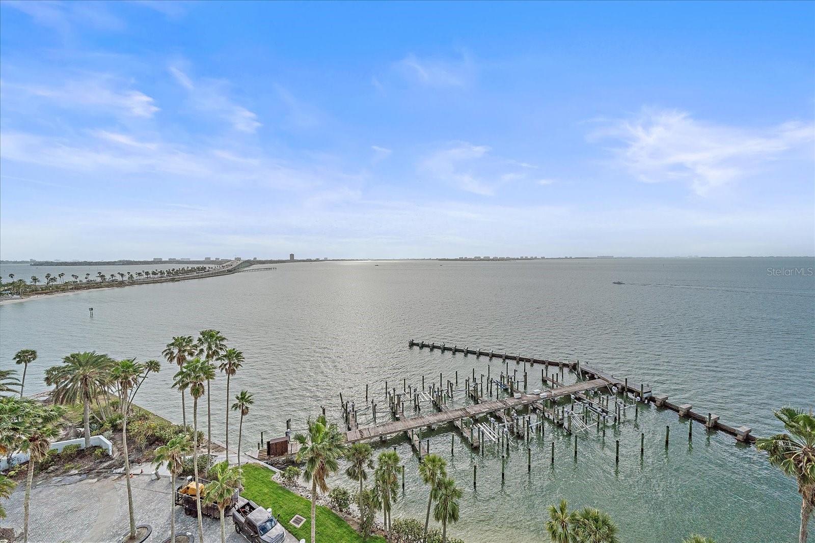 CONDO ON THE BAY TOWER I - Residential