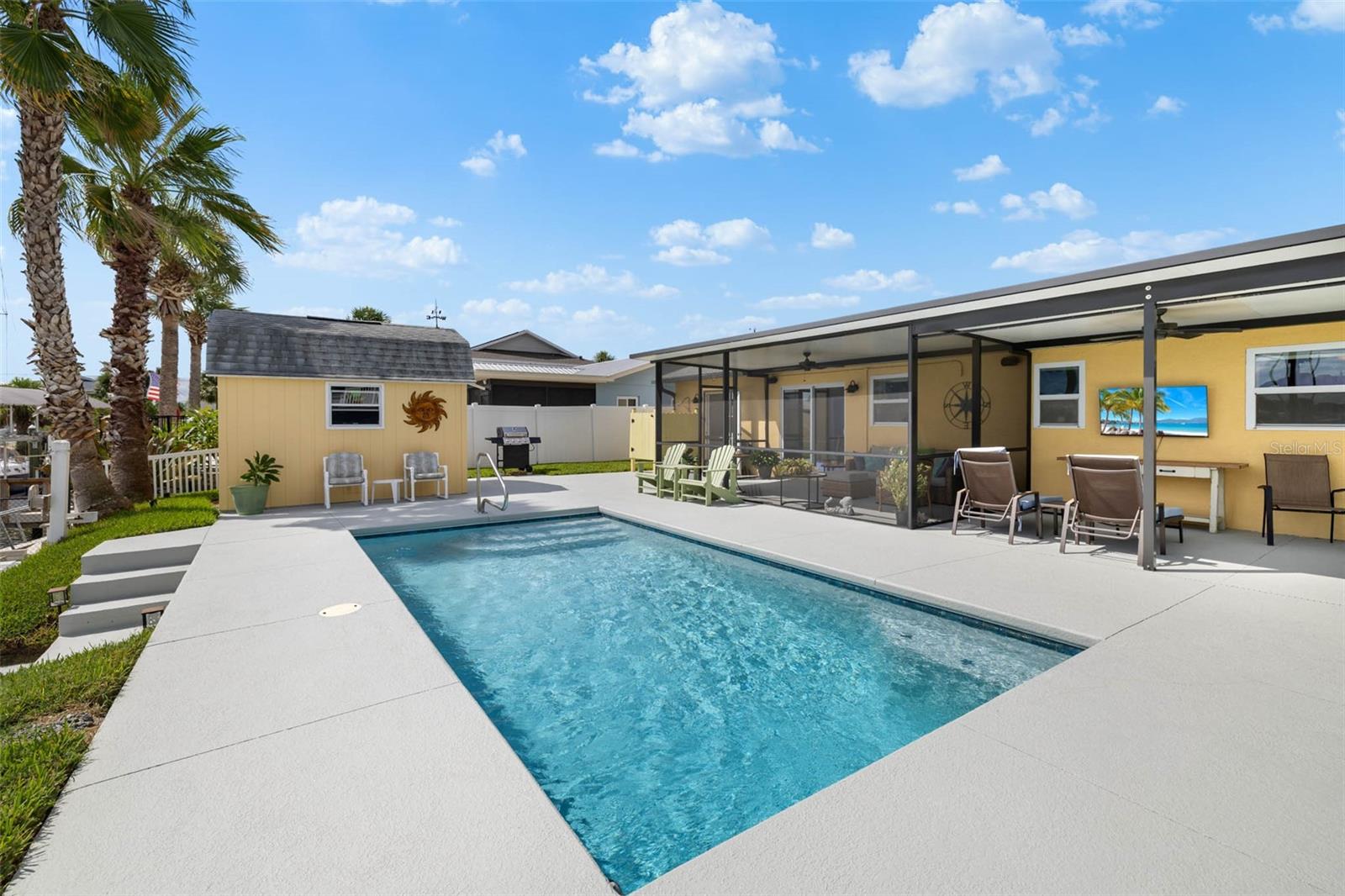 HERNANDO BEACH - Residential