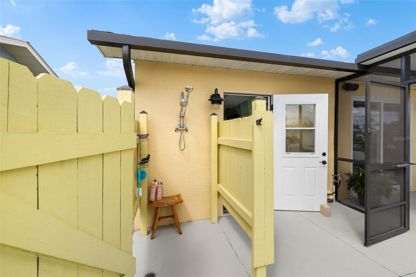 HERNANDO BEACH - Residential