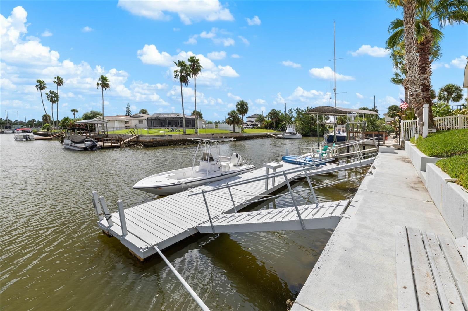 HERNANDO BEACH - Residential