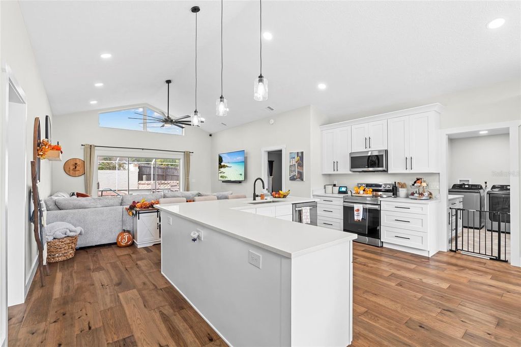 Photo of 18639 White Pine Circle, Hudson, FL 34667 (MLS # TB8436118)
