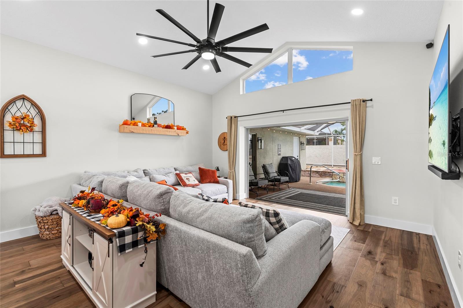BRIARWOODS - Residential