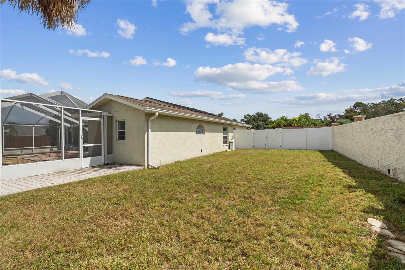 BRIARWOODS - Residential