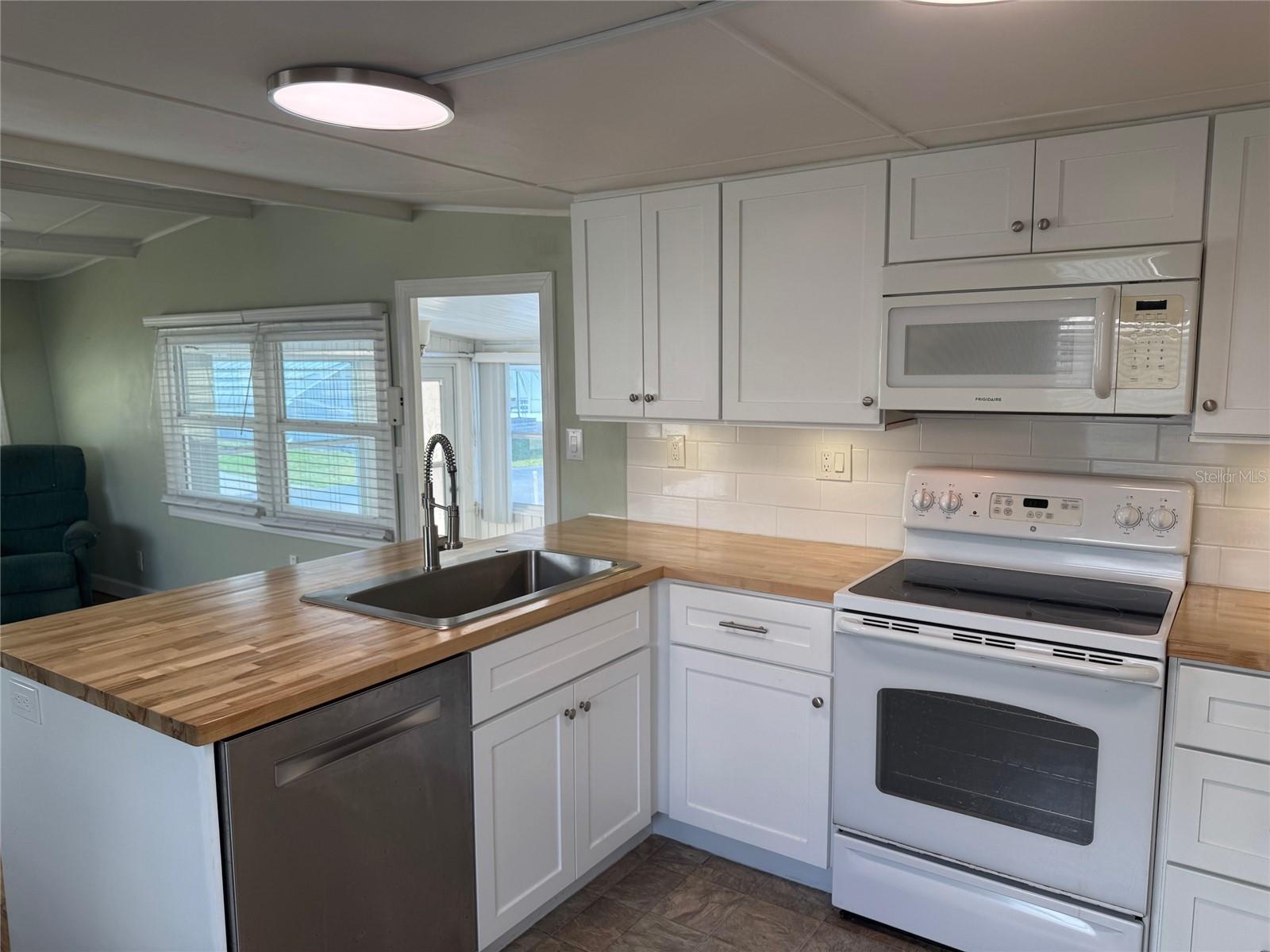 SOUTH WINDS MHP CO-OP - Residential