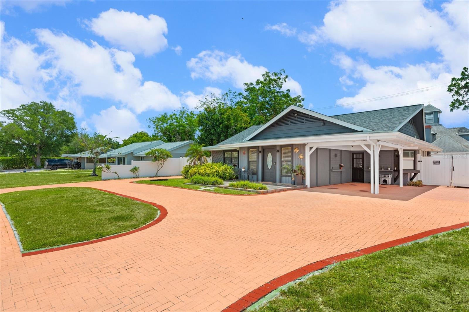 PAVER PARK ESTATES 2ND ADD - Residential