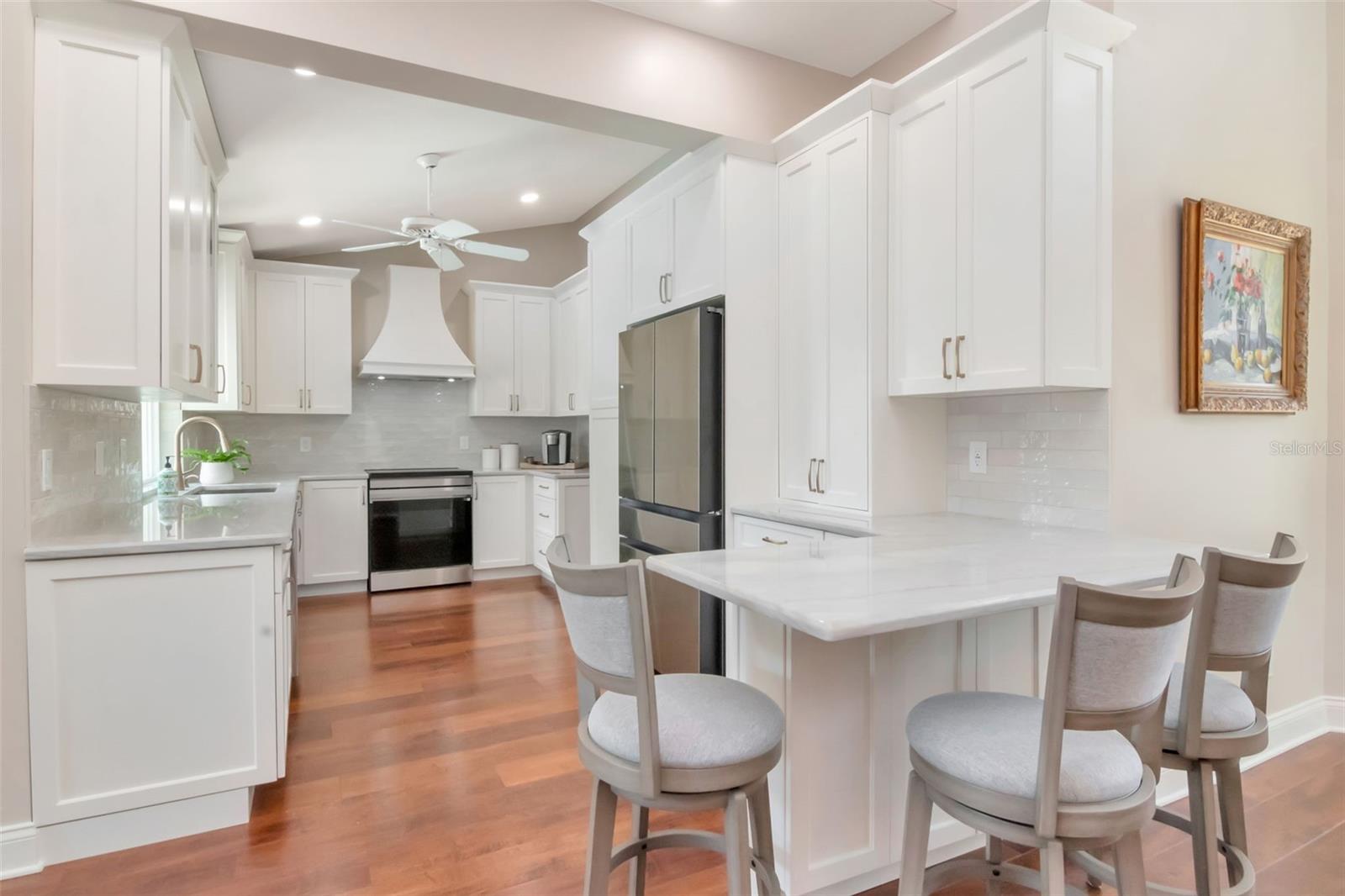 5106 W POE AVENUE